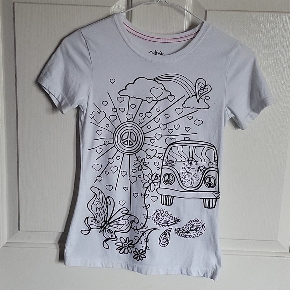 Mudd girls, white tshirt that you color. M(10-12) NWOT